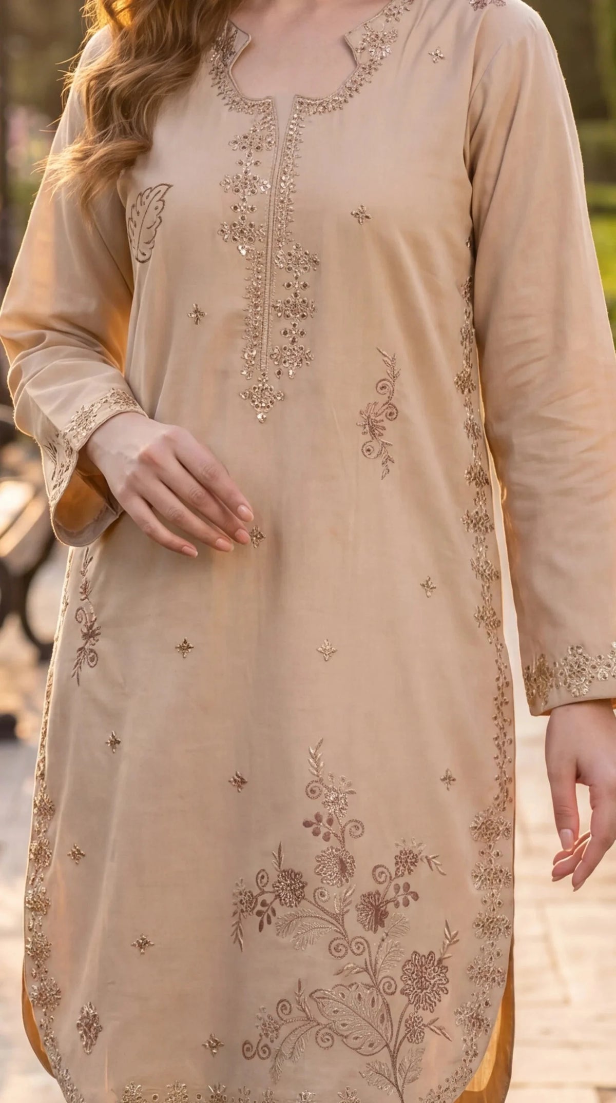 Aurelia - Meena Gul